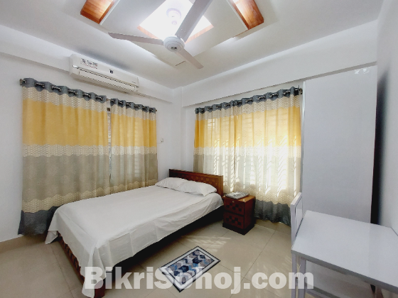 Rent Furnished Three-Bedroom Apartment In Bashundhara R/A